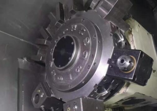 What are the characteristics of CNC machine tool equipment compared to traditional machine tools